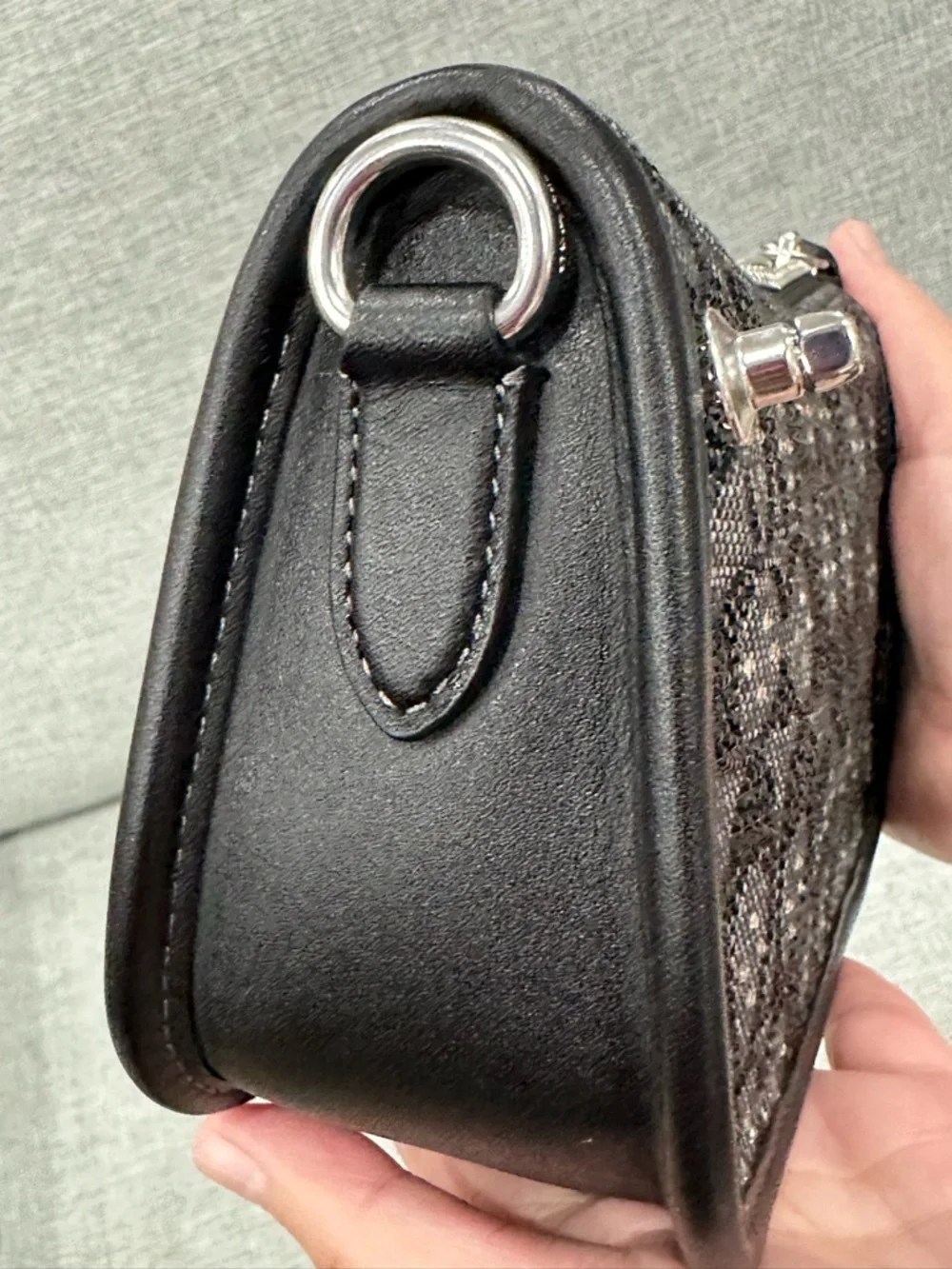 Coach Swinger Black Crystal Signature Jacquard - Picture 4 of 6